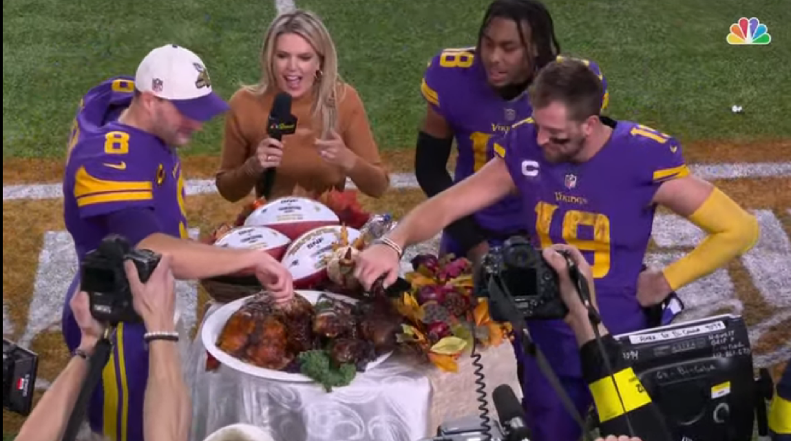 Adam Thielen spit out NBC turkey after Vikings' Thanksgiving win