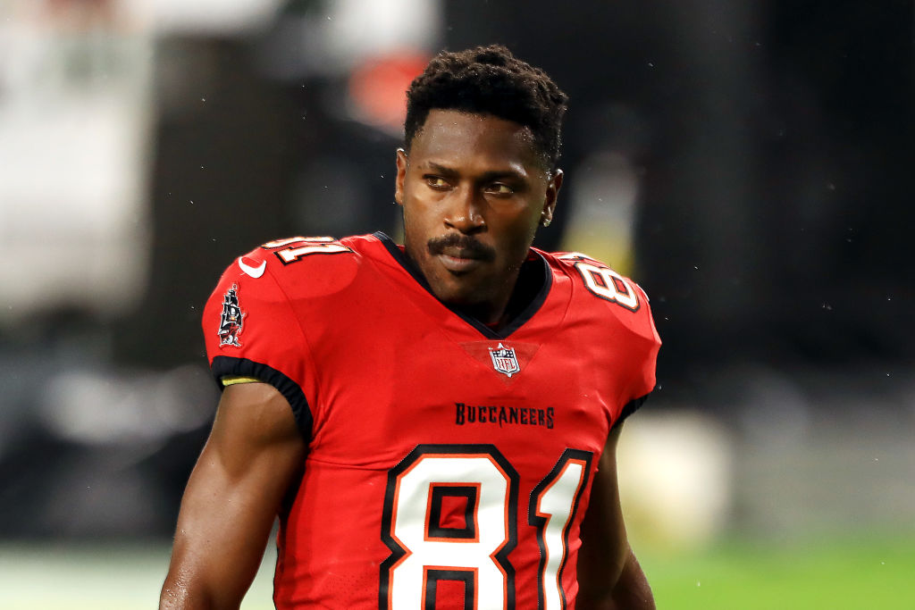 Antonio Brown on the field during Bucs game 