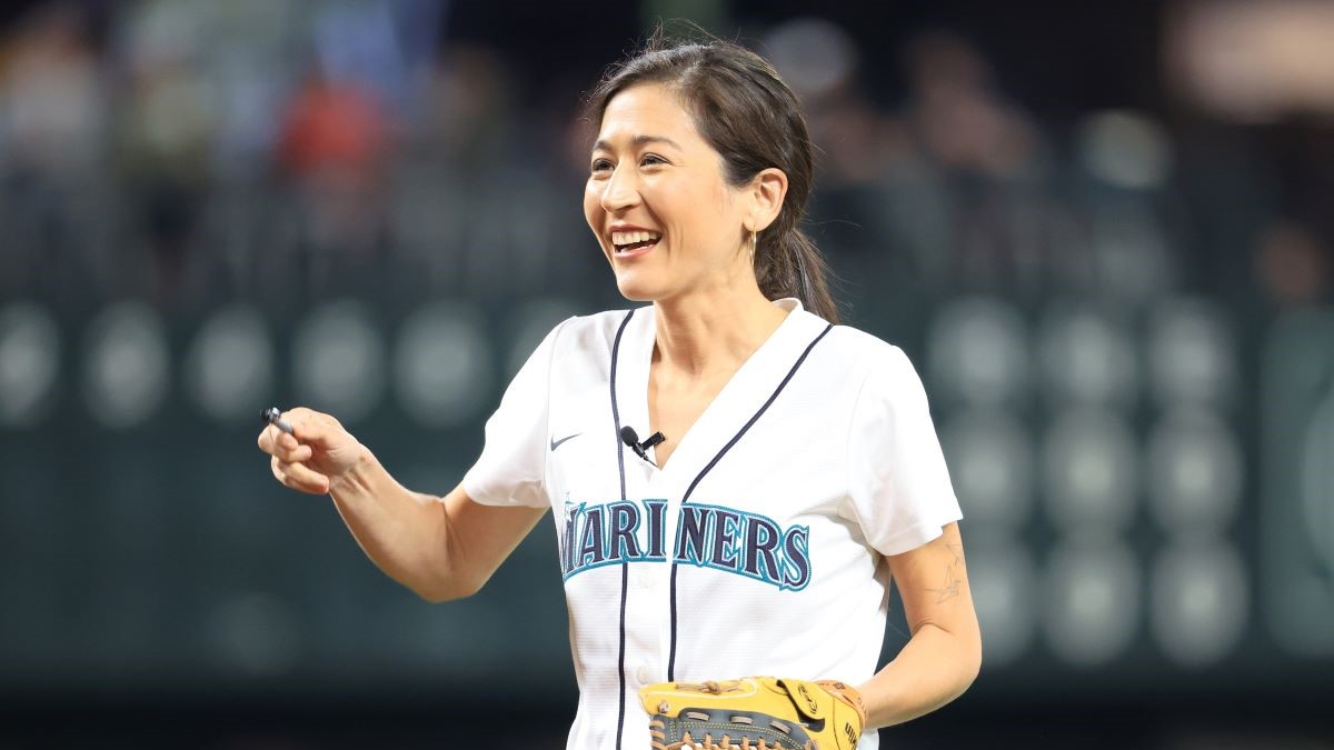 Watch: Mina Kimes Picks the Best NFL Traditions