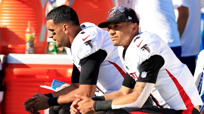 Marcus Mariota and Desmond Ridder on Falcons sideline