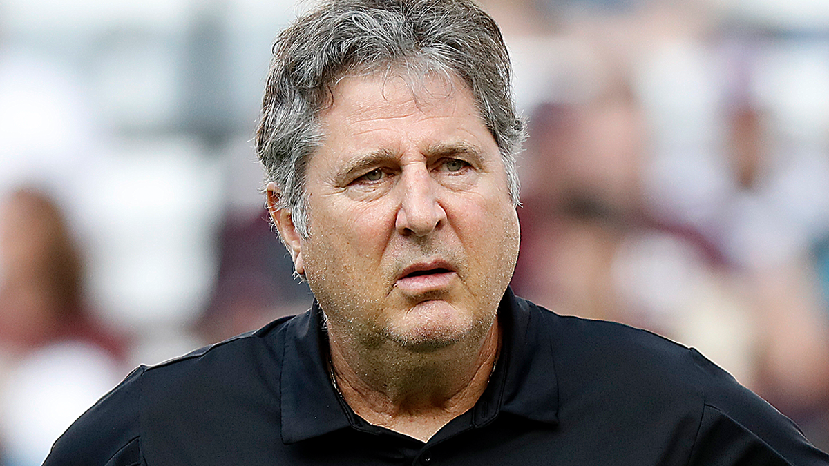 Mike Leach Fires Shot At Dillon Johnson In Leaked Audio Clip