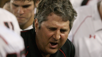 Former Nebraska Linebacker Shares Incredible Story About Mike Leach Trying To Recruit Him To Texas Tech