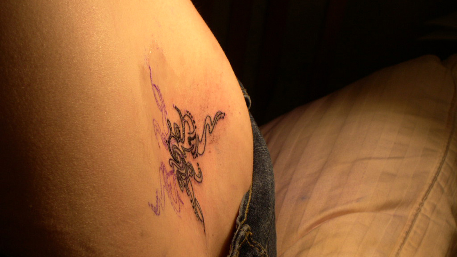 Woman's 90s-Inspired Tattoo Divides Opinion: 'Don't Bring This Back'