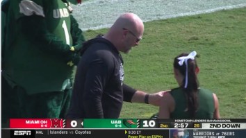 Trent Dilfer Caught Showing Off Super Bowl Ring To Cheerleader On The Sidelines At Bahamas Bowl
