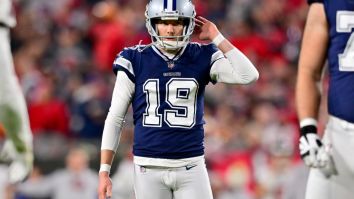 Brett Maher Misses A Ton Of Practice Field Goal Kicks Before Game vs Niners, Gets Pep Talk From Jerry Jones