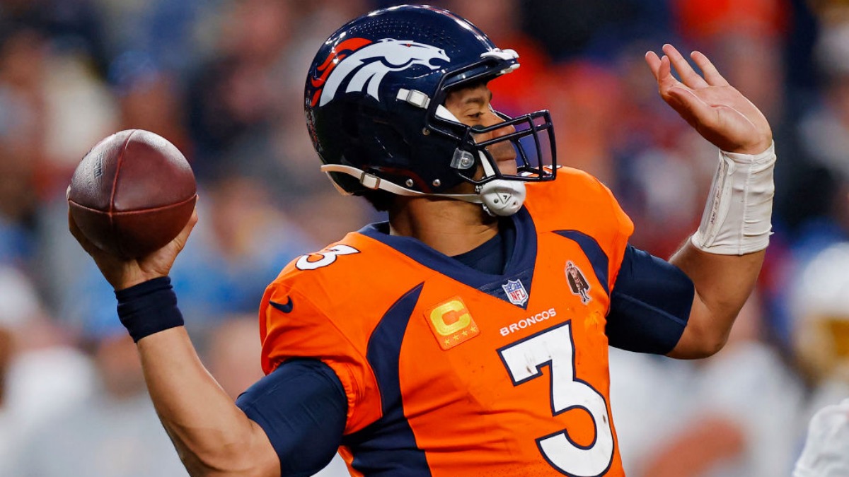 Russell Wilson Reportedly Eyeing 1 Coach For Denver Broncos