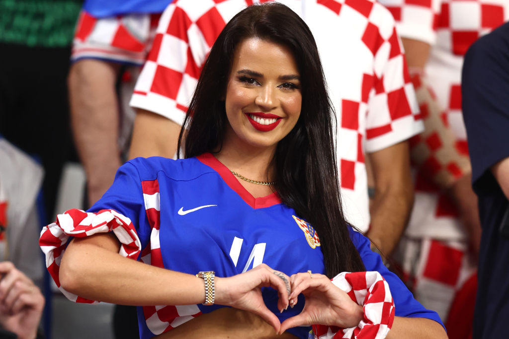 Miss Croatia at game