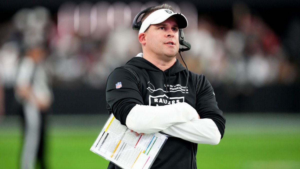 Josh McDaniels Wife Reportedly Pulled Plug On Move To Colts