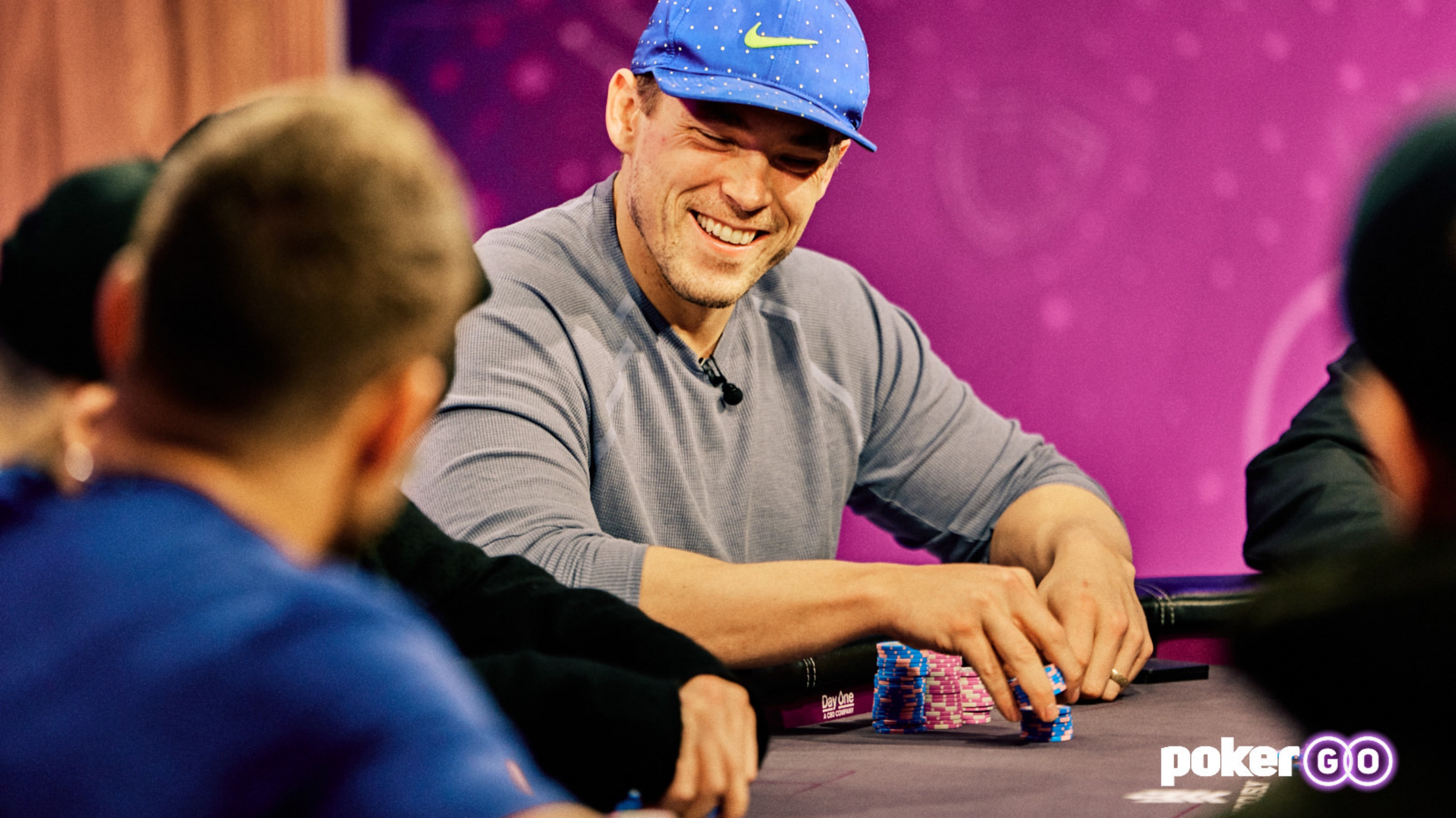 Alex Foxen poker bluff