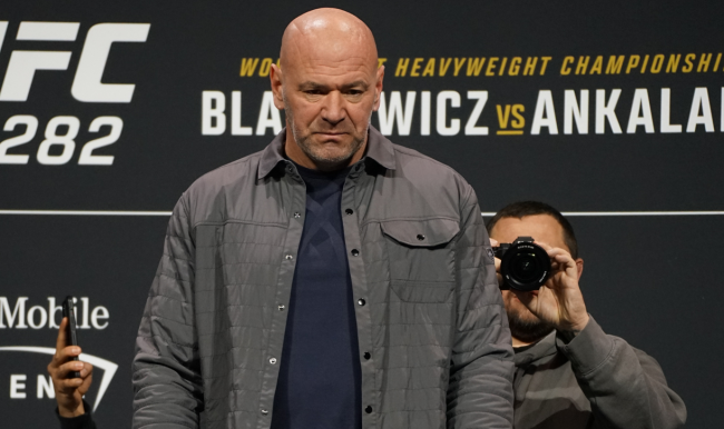 dana white on stage ufc 282