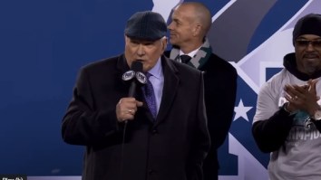 Fans Want Terry Bradshaw To Retire After Bizarre Trophy Presentation At NFC Championship Game