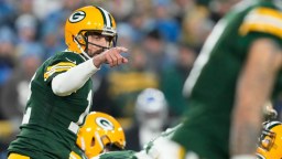 One NFL Team’s Star Receiver Is Reportedly Pushing For The Team To Acquire Aaron Rodgers