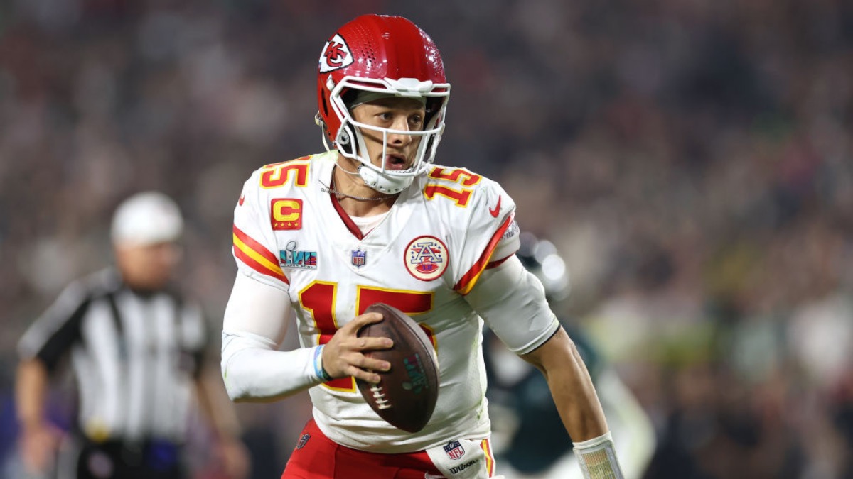 Chad Henne reveals Patrick Mahomes wears same underwear for every game