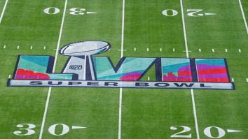 Players Are Constantly Slipping On NFL’s $800K Field During Super Bowl