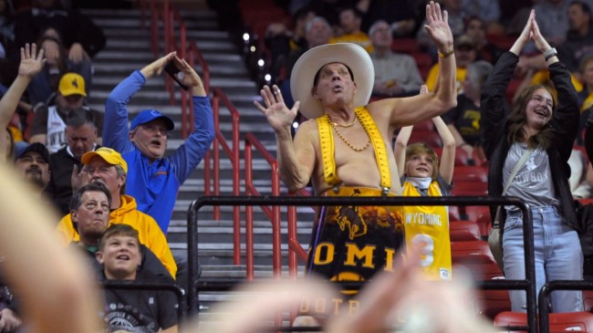 Wyoming basketball fan