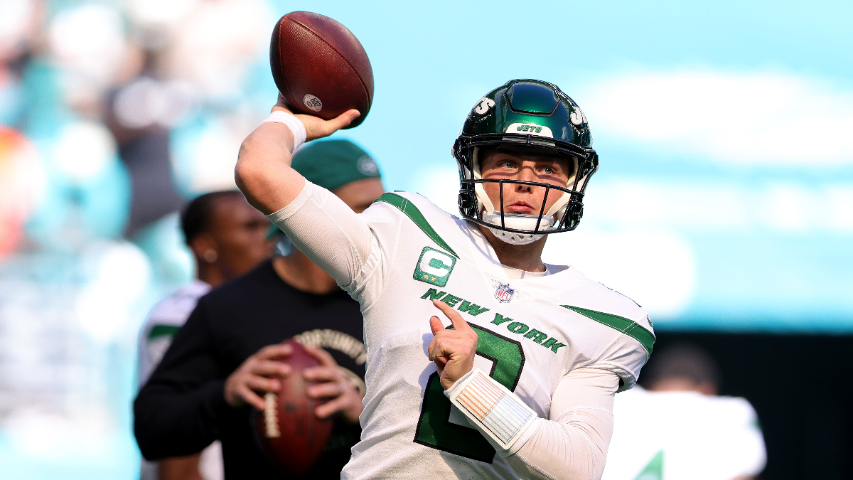 Jets don't intend to trade QB Zach Wilson just yet