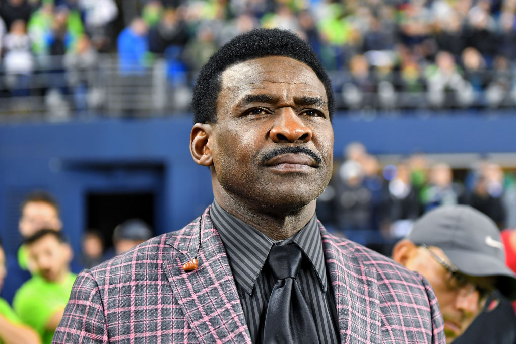 Michael Irvin on the sidelines