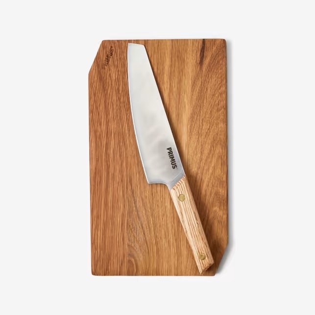 Catalog picture of Primus campfire knife and cutting board set
