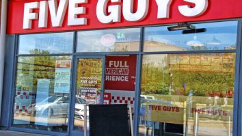TikToker Tries Five Guys’ Free Extra Bacon Hack & Gets 30 Pieces Of Bacon At No Charge