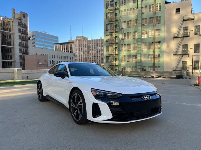 2022 Audi e-tron GT Review