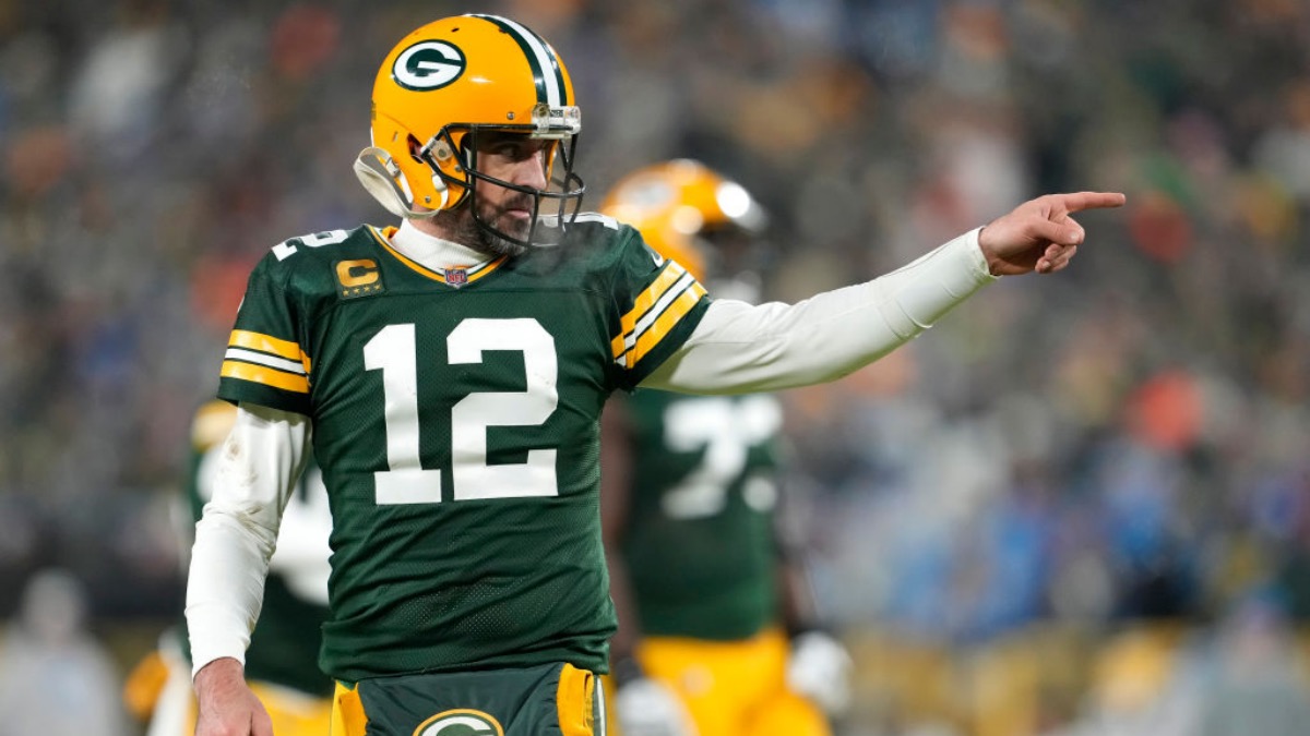 Bleacher Report - Aaron Rodgers really told Adam Schefter to lose