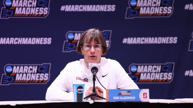 Stanford Women's basketball coach Tara VanDerveer