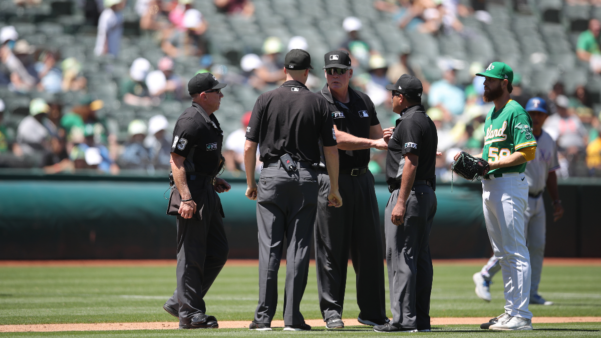 College baseball umpire apologizes for outrageously bad call, said fans  were verbally and racially abusive