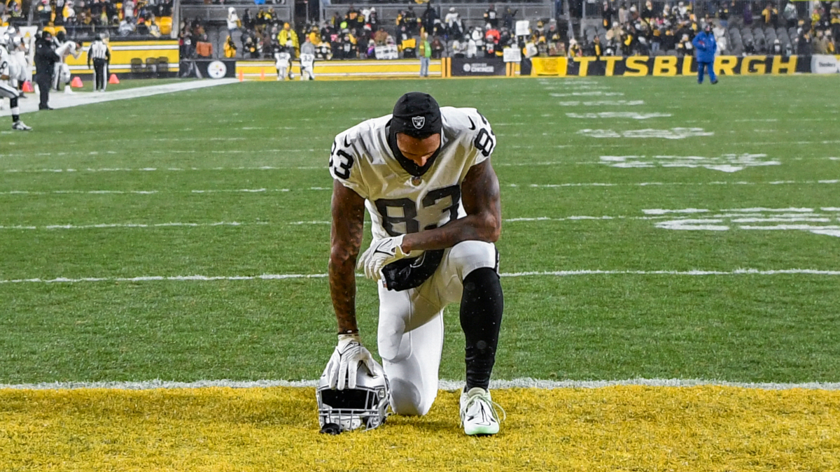 Giants trade for Raiders tight end Darren Waller in shocking NFL deal