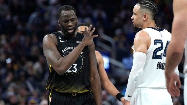 Draymond Green and Dillon Brooks argue in a game between the Warriors and Grizzlies.