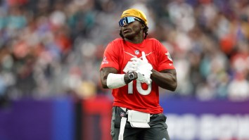 Tyreek Hill Sends Clear Message To Jalen Ramsey After Dolphins Trade