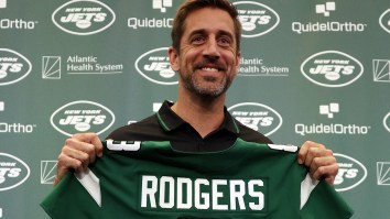 Aaron Rodgers Made Himself Comfortable At The Jets’ Facility In An Extremely Aaron Rodgers Way