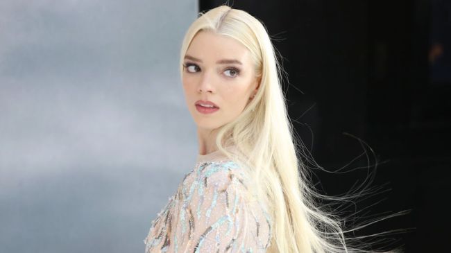 anya taylor joy posing