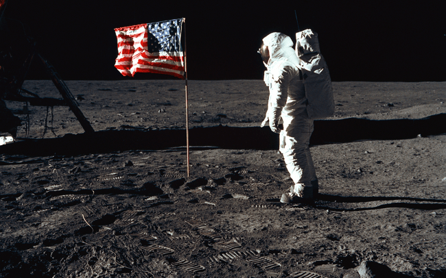 Apollo 11 Moon landing buzz aldrin - Dmitry Rogozin fake