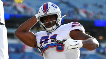 Bills Ed Oliver Brags About Knocking Out Jets Quarterback From A Game