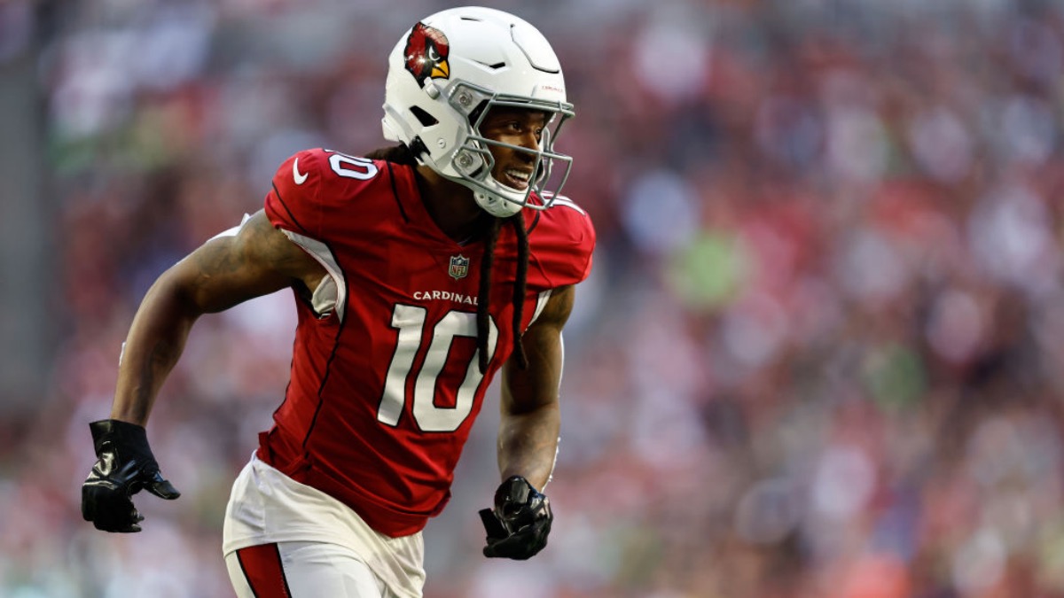 Arizona Cardinals wide receiver DeAndre Hopkins (10) speaks with