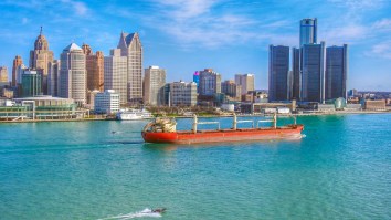 A Huge Freighter Ship Is Stuck On Belle Isle In Detroit And The Internet Can’t Get Enough Of It