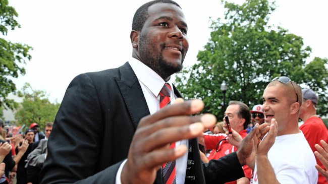 Cardale Jones greets Ohio State fans before a game.