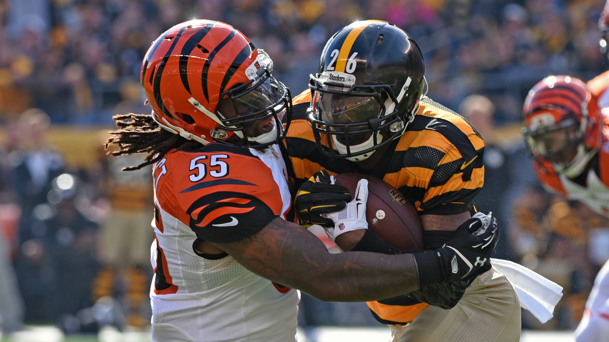 WATCH: Le'Veon Bell Knocks Out Adrian Peterson