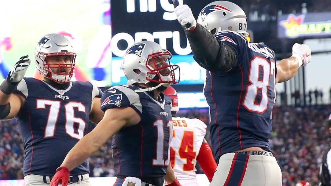 Patriots: Julian Edelman calls out 'BS' Rob Gronkowski story