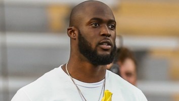 Leonard Fournette’s Car Catches On Fire While Driving It, SUV Destroyed