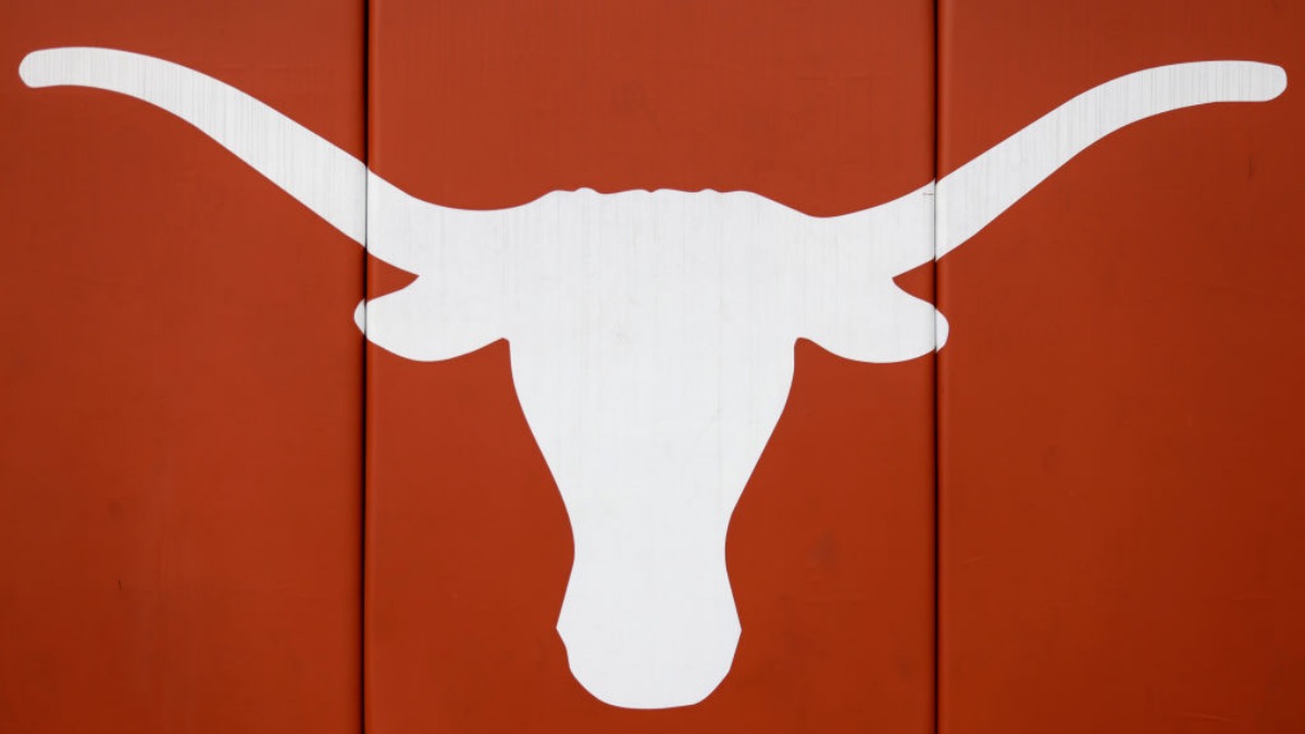 Texas Longhorns Land Top 2024 Running Back   Texas Longhorns Football Logo 