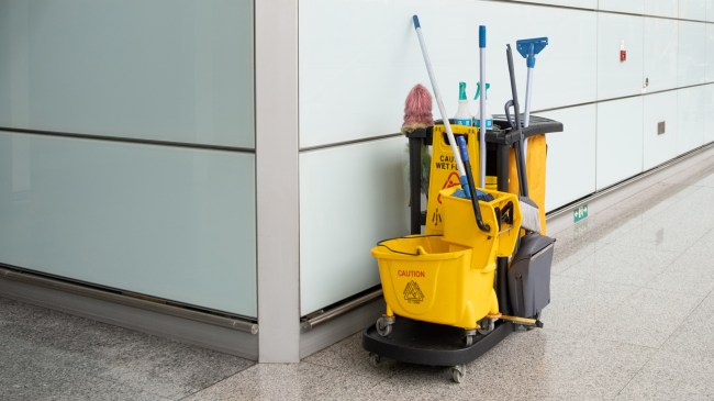 Janitor cleaning cart