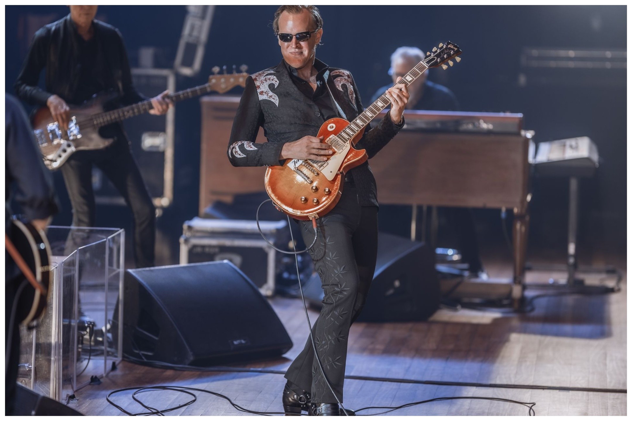 How Blues Rock Guitar Legend Joe Bonamassa Is Keeping The Blues Alive ...