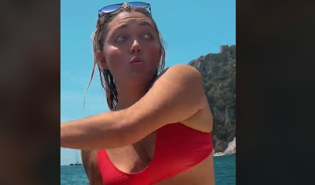 julz dunne tiktok video olivia italy vacation pics