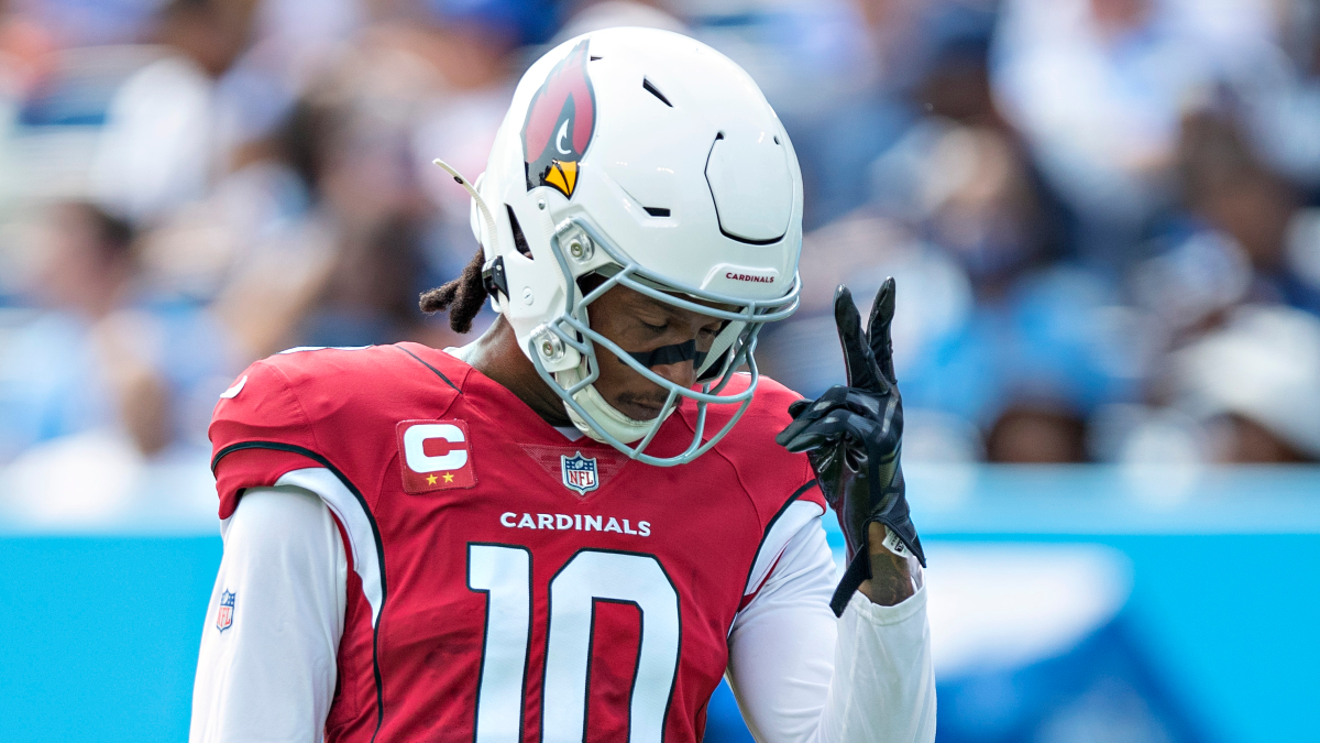 Titans: DeAndre Hopkins visiting after Cardinals release