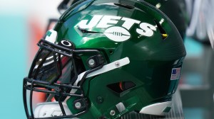 A New York Jets helmet on the sidelines.