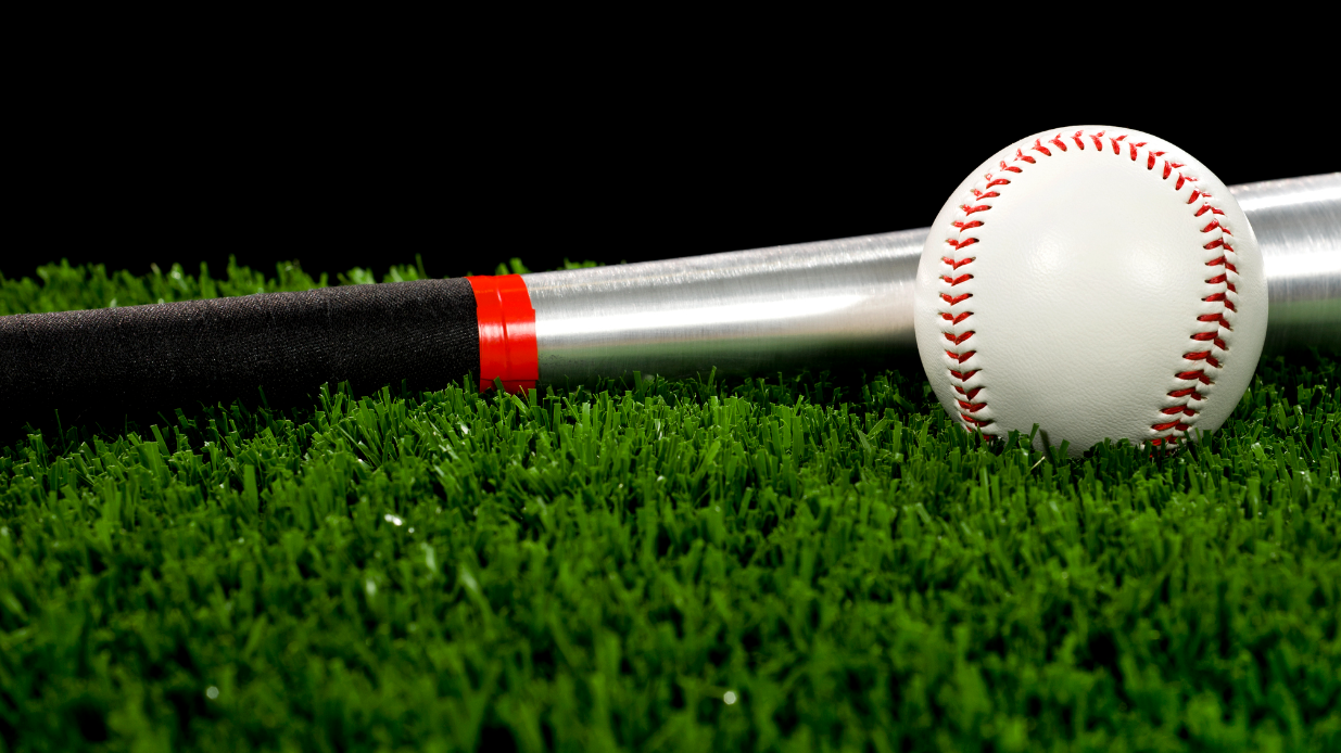 Vanderbilt baseball player manages to break aluminum bat in bizarre plate  appearance