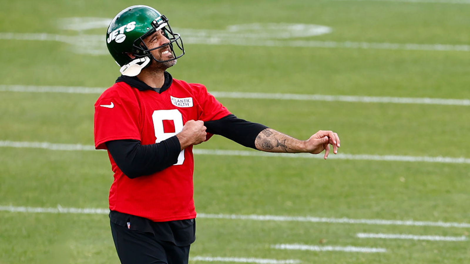 NFL Fans Are Loving The Jets' New Uniform For 2023 Season - The