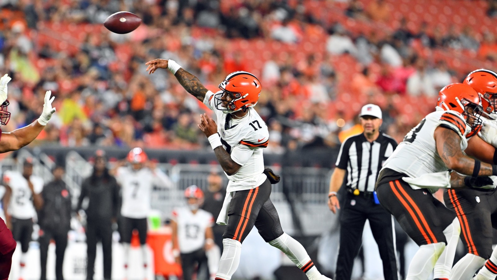 Browns rookie QB Thompson-Robinson shows poise, potential in NFL