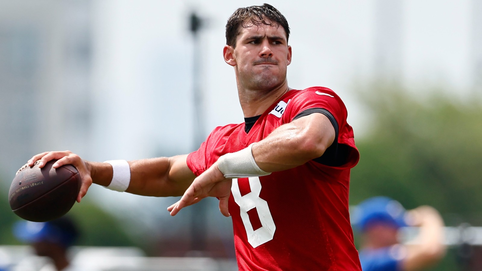 Giants $160M QB Daniel Jones Struggles In Lions Joint Practice